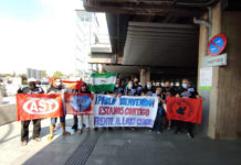 El sindicalismo alternativo recibe en el aeropuerto de Madrid al marinero gallego Pablo Costas