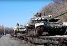 ¡Derrotar a la invasión rusa! ¡Tropas rusas fuera de Ucrania! ¡Armas para la resistencia! ¡Estados Unidos, la OTAN y la UE, fuera de Ucrania! ¡Disolución de la OTAN y la CSTO!