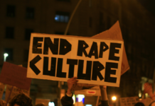 ¡Repudiamos la agresión sexual de Santi Mina!