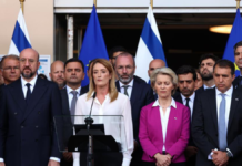 ¡Gobiernos hipócritas! ¡Abajo el estado sionista de Israel!