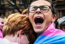 Reino Unido| El partido laborista ataca a les menores trans