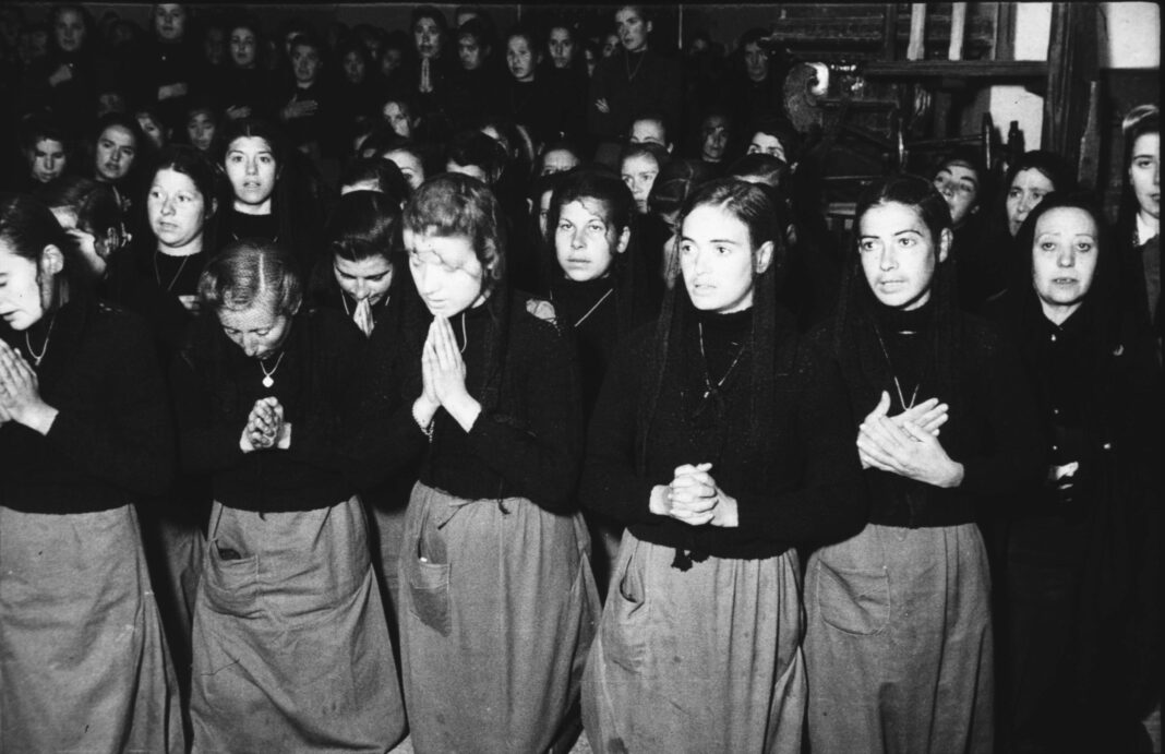 Fotograma del reportaje ‘El Patronato’ guion de Reyes Ramos y realización de Ángel Navarro.