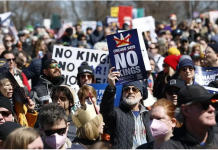 Las manifestaciones de «Sin Reyes» llevaron a millones de manifestantes a las calles