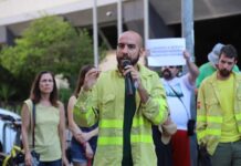 Juan, bombero forestal: «No sirve de nada pedir más salario o mejores condiciones en un planeta inhabitable”